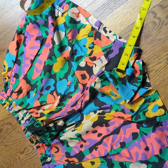 NWT High Waisted Multicolored Abstract Print Graphic Shorts Maximalist Athletic - Picture 9 of 13